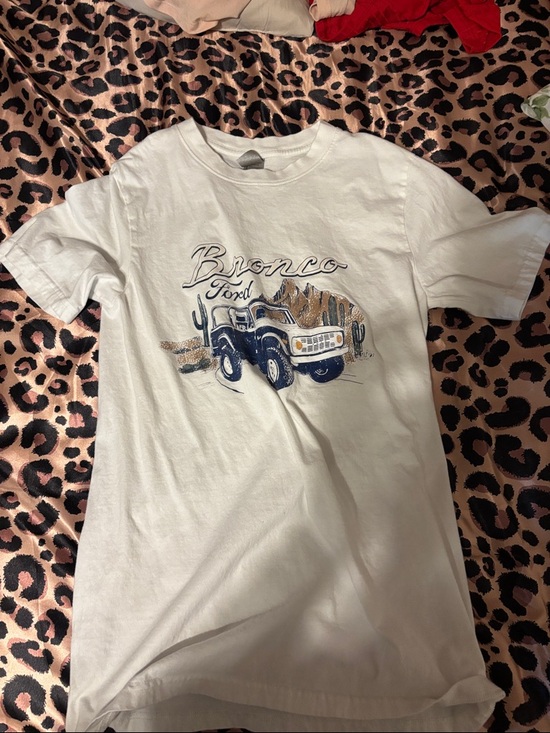 Tops - Bronco Ford shirt